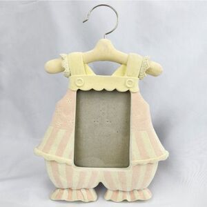 💜RARE Vintage Connoisseur Pink Hanging Girl's Jumper 3.5 x 5 Baby Photo Frame